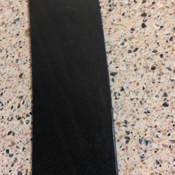 CLUB MONACO /Women's Adjustable Leather Belt (OS) - Picture 13 of 16